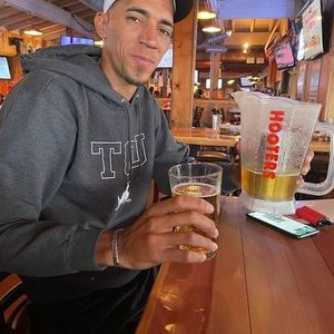 Meet your Posher, Eduardo